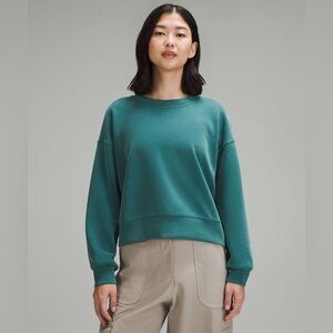 NWOT lululemon Softstreme Perfectly Oversized Cropped Crew